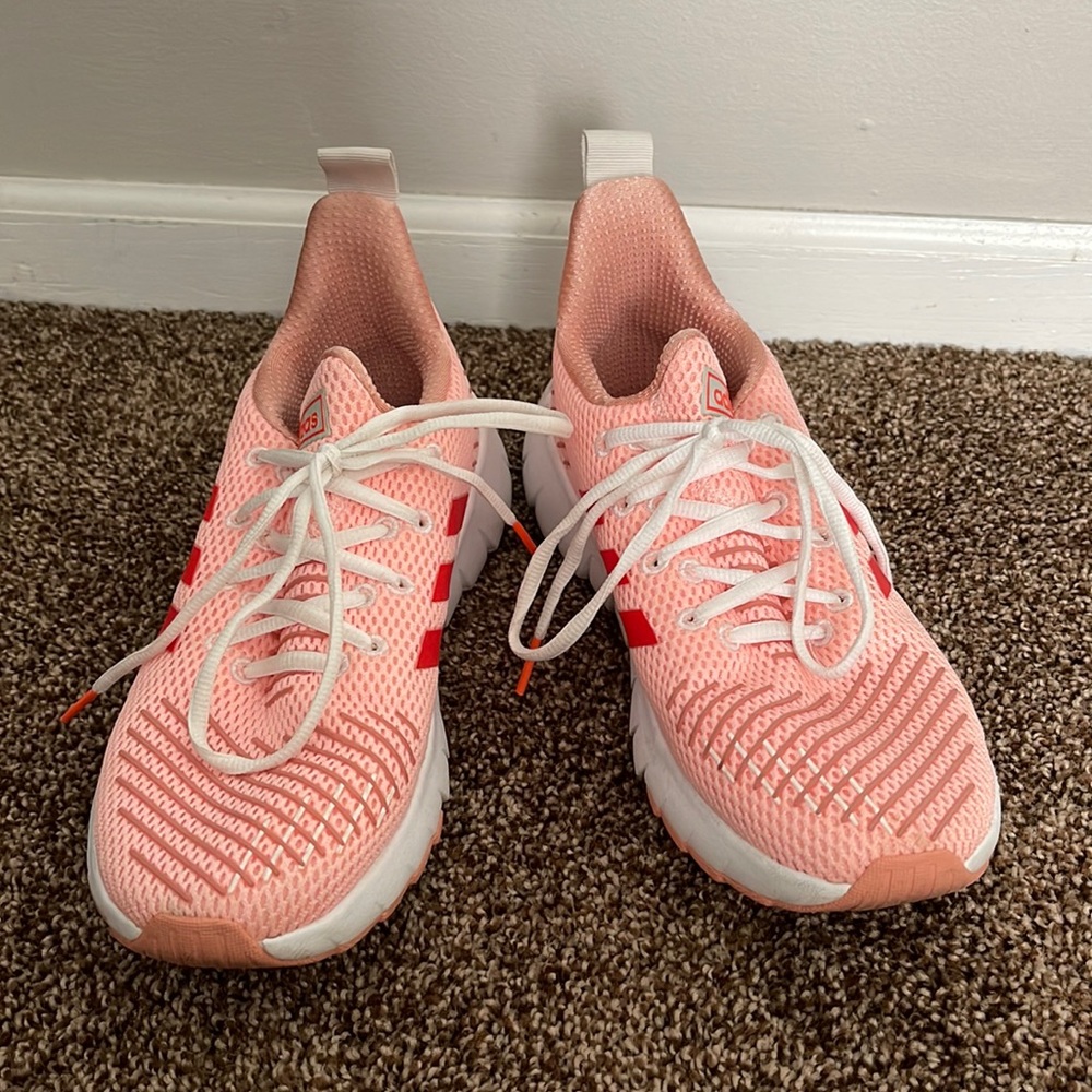 ADIDAS TENNIS SHOES